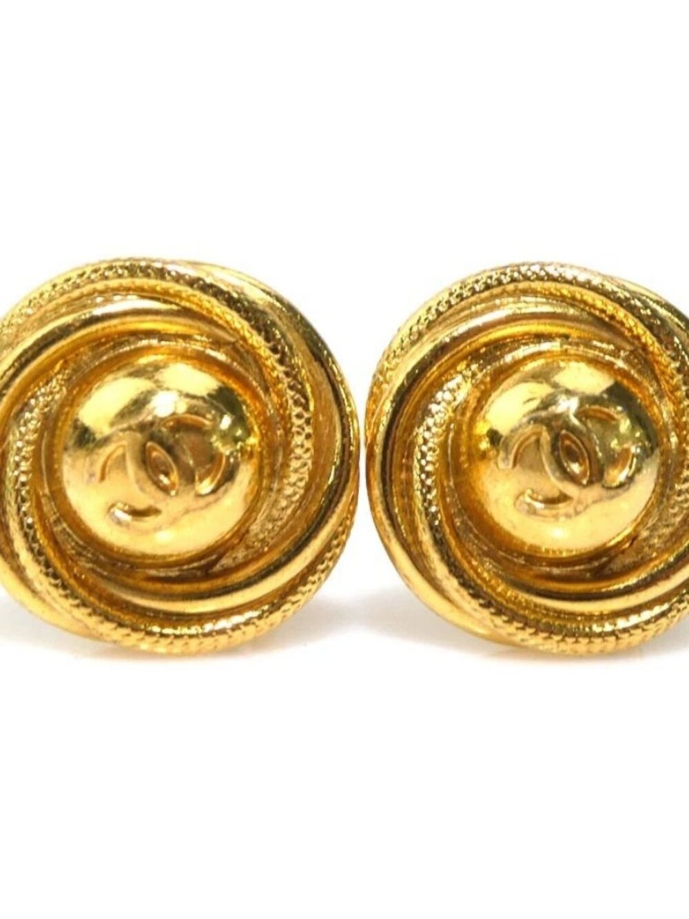 CHANEL CC Logo Clip on Earrings Gold Metal - e60767g